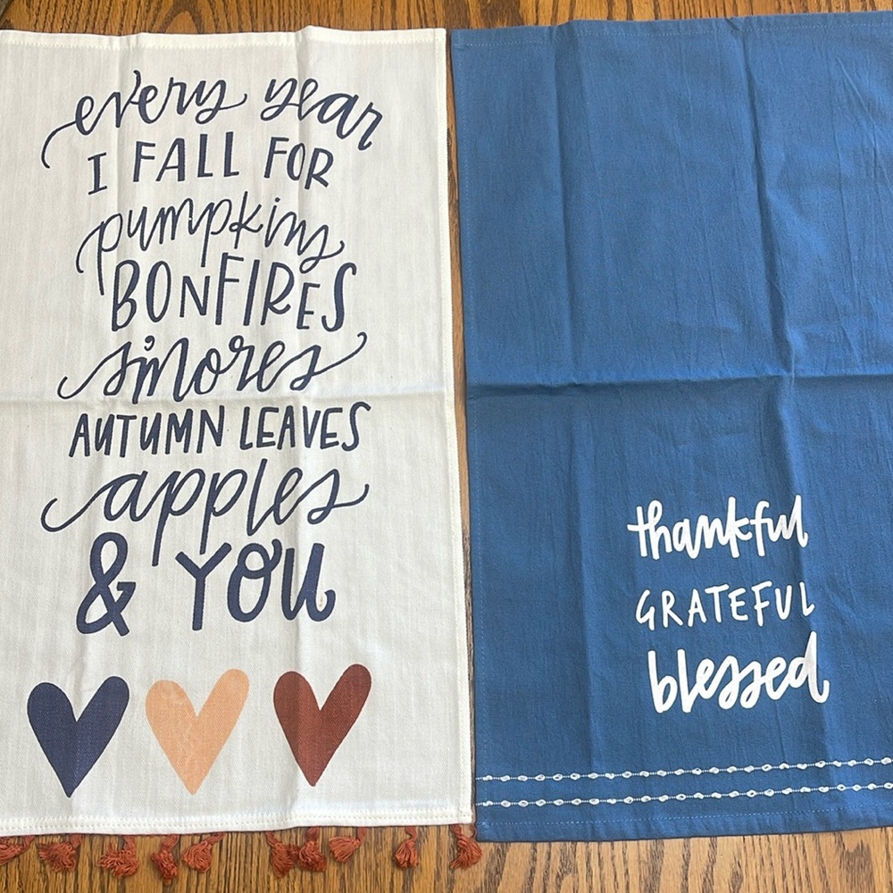Decorative towels.(2). New!